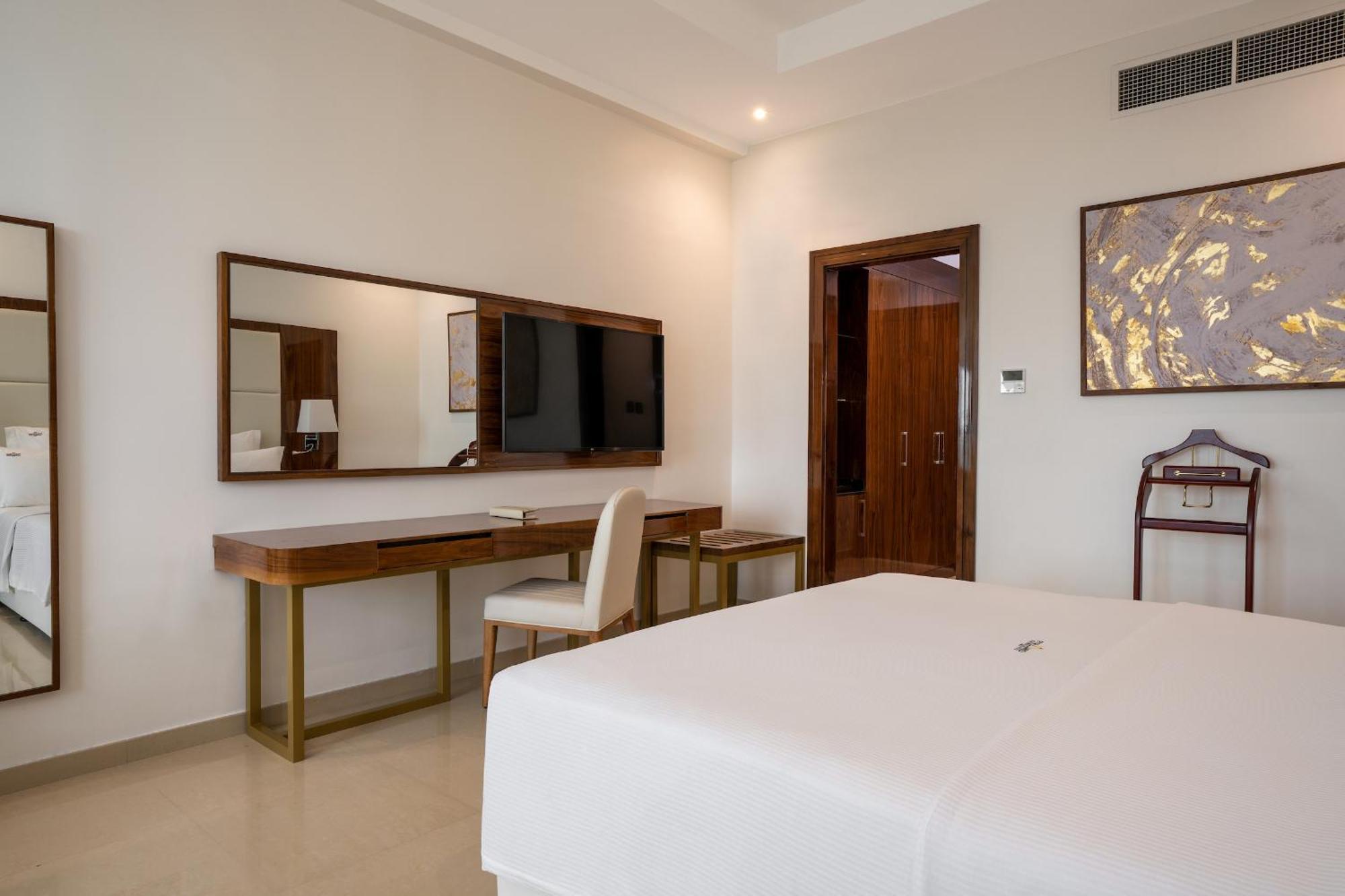 Pyramid Continental Hotel Juba Room photo